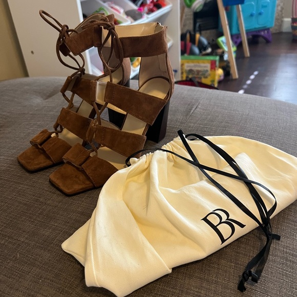 ALMERIA SUEDE SANDAL // Sz 8 // BNWOT - Picture 4 of 4